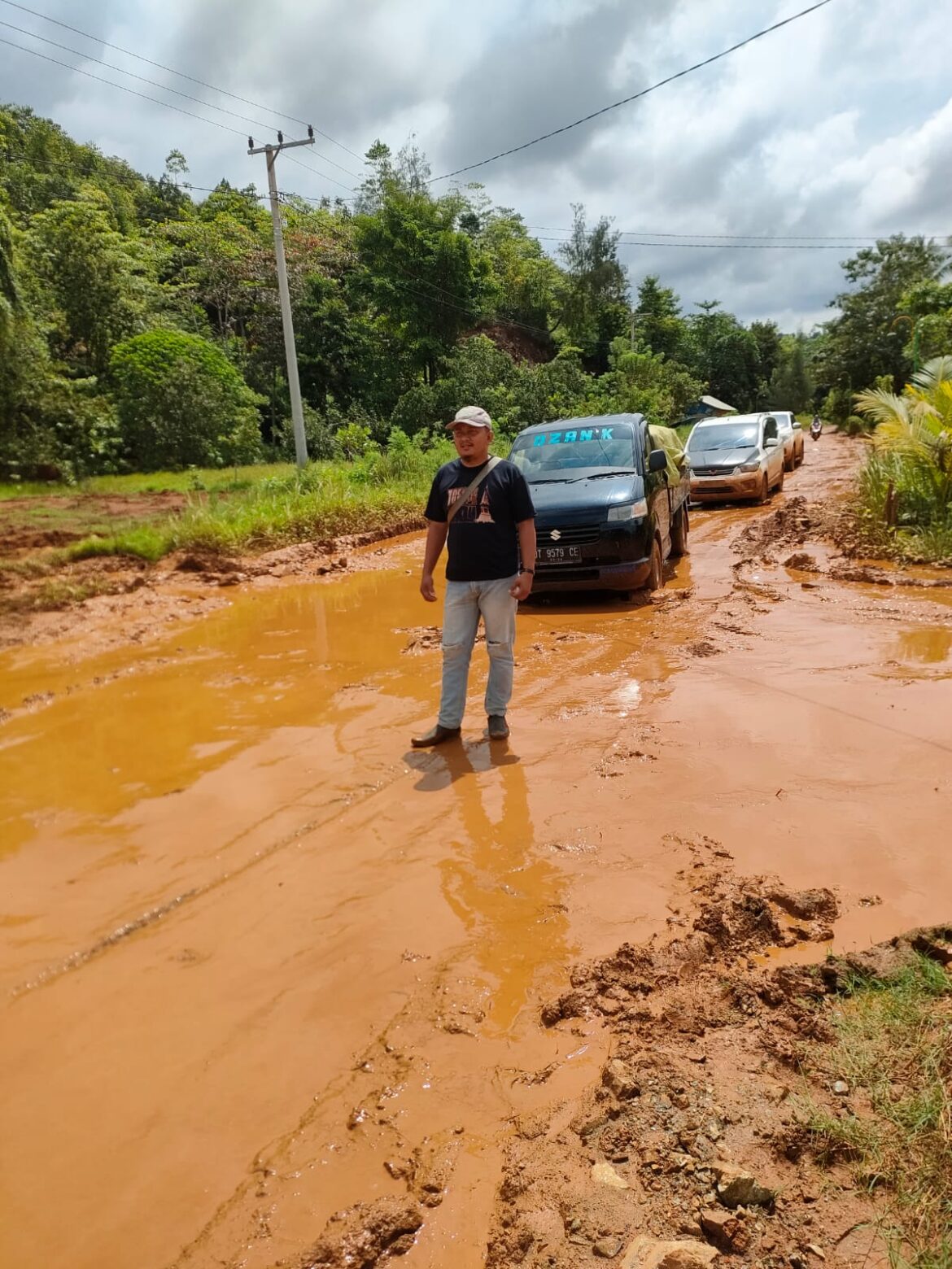 KSO BASMAN GERAK CEPAT DALAM PERBAIKAN JALAN MASYARAKAT