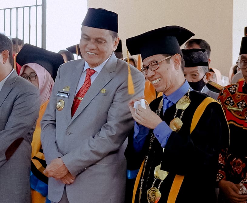 Bupati Barru Mengapresiasi Wisuda STIA AL Gazali Barru