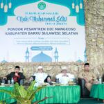 Sekda Mewakili Bupati Barru Menghadiri Maulid Nabi Muhammad SAW Di Pesantren DDI Mangkoso