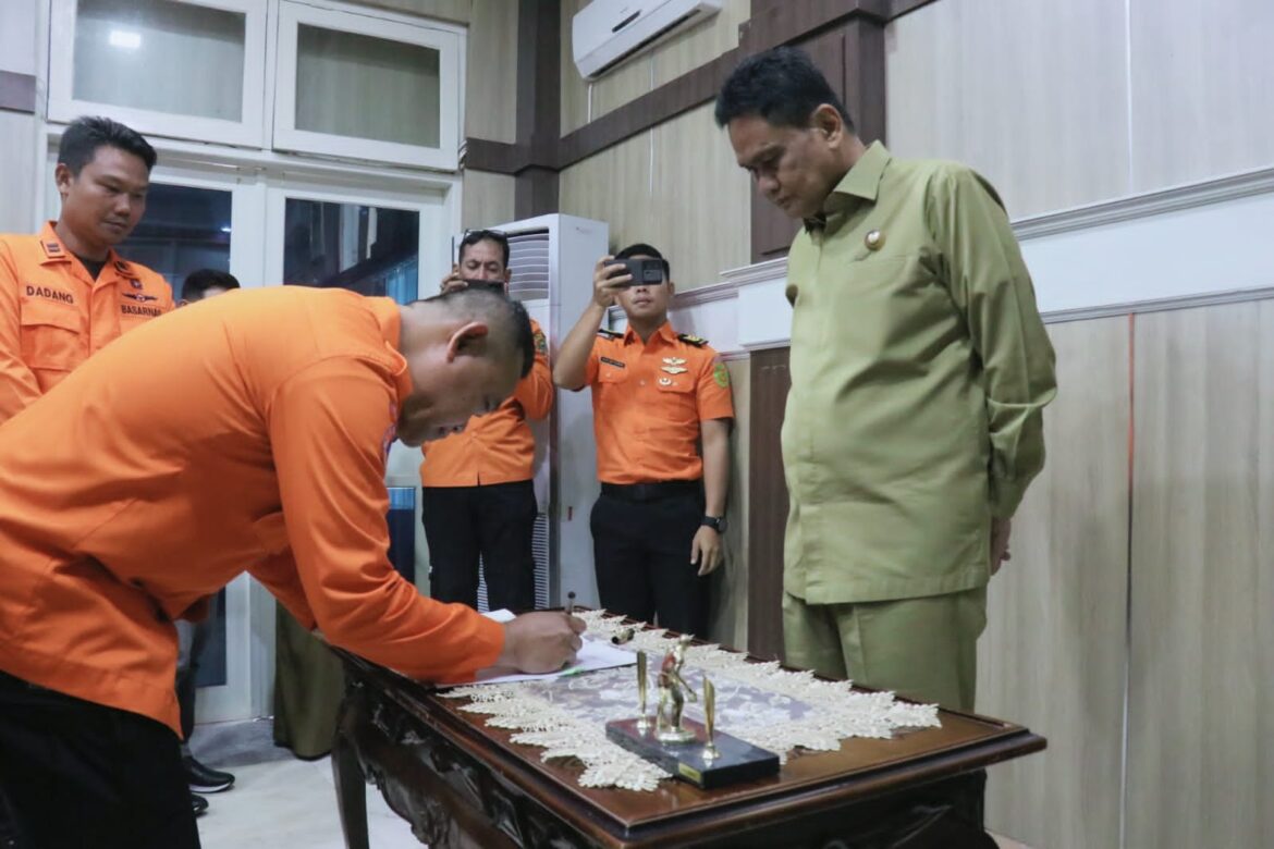 Bupati Barru Menghadiri Pendatangan MOU Pertama Di Indonesia, RSUD Bersama Basarnas