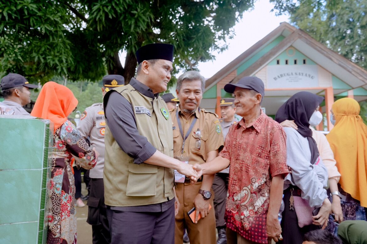 Bupati Melaksanakan Monitoring Secara Langsung Pelaksanaan Pilkades Serentak di Barru