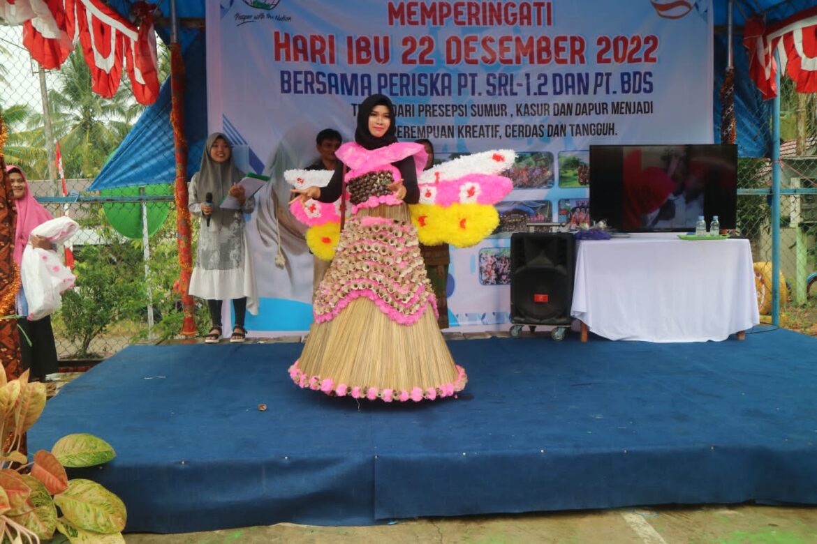 PT.SRL 1 Dan PT.SRL 2 Merayakan Hari Ibu Berbagai Lomba Festival Fashion Limbah Sawit