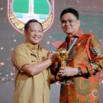 Terima UHC Award 2023, Bupati Suardi Saleh: Ini Bentuk Komitmen Tinggi SektorKesehatan