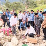 Bupati Barru Meletakan Batu pertama Pembangunan Mushallah Al Barru