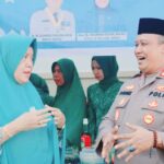 Ketua PKK Barru Hasnah Syam Bersama AKBP Dodik Kunjungi Pasar Ramadhan