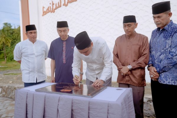 Bupati Barru Resmikan Masjid Baitul Ichsan