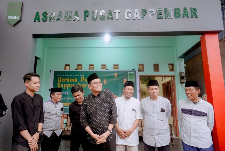 Bupati Barru Buka Bersama di DPP Gappembar