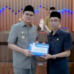 Bupati Barru Hadiri Rapat Paripurna DPRD Penyerahan LKPJ