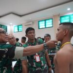 Danrem 143/HO Pimpin Sidang Parade Seleksi Tamtama PK TNI AD Gel II Sub Panda Kendari