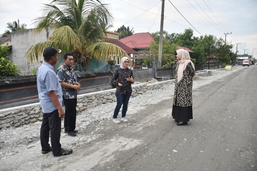 Bupati Luwu Utara Tinjau Langsung pekerjaan Jalan Ruas Kapidi-Tolada