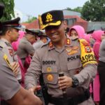 100 Personel Polres Bone Raih Kenaikan Pangkat, Kapolres Ucapkan Selamat