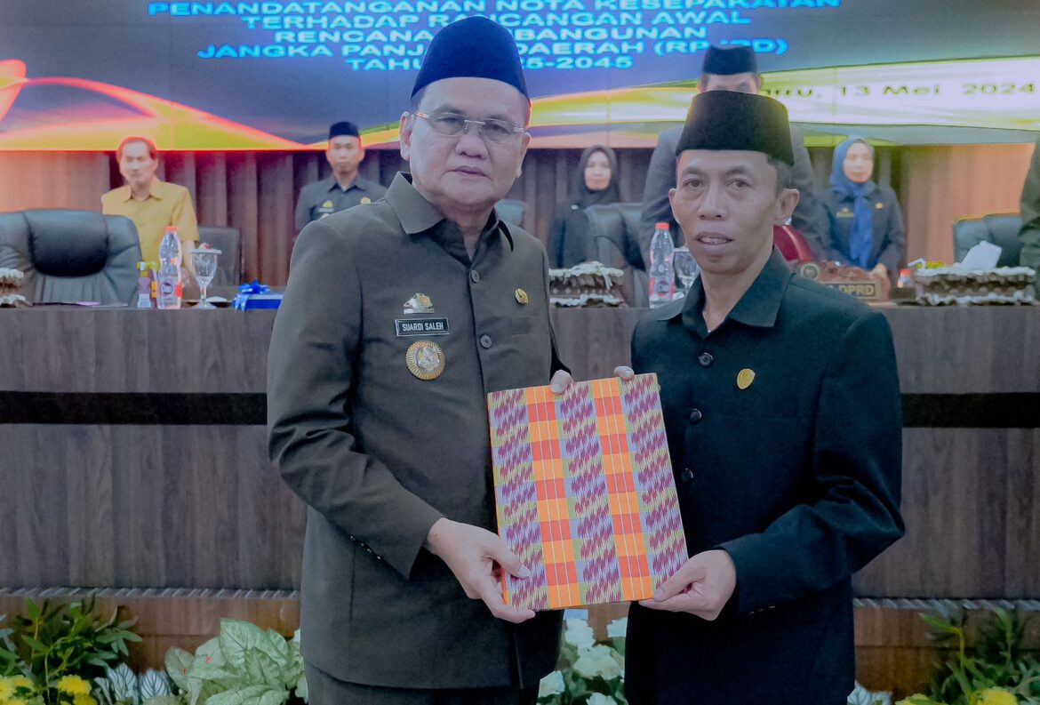 Bupati Barru Tanda Tangani Nota Kesepakatan Ranwal RPJPD Kab.Barru Tahun 2025-2045