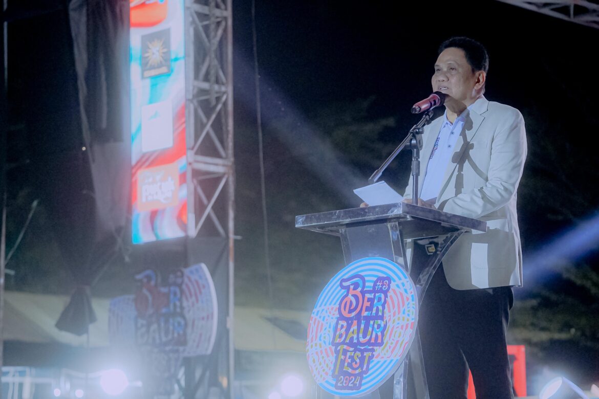 Bupati Barru Buka Berbaur Fest 2024 di Taman Colli Pojie