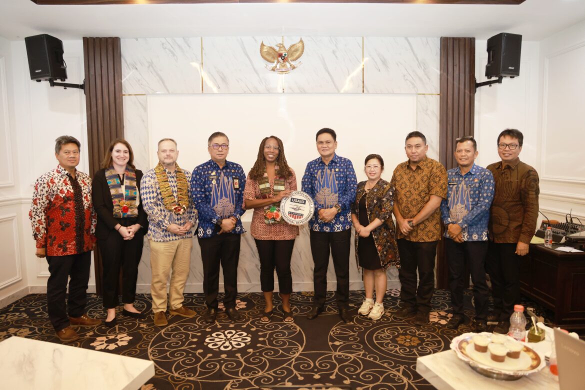 Bupati Barru Menerima Deputy Assistant Administrator Badan Pembangunan Internasional Amerika Serikat