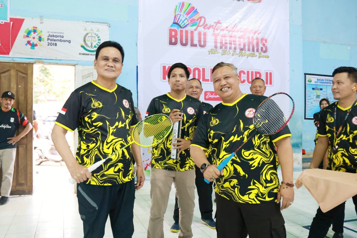 Bupati Barru Membuka Kejuaraan Bulutangkis Kapolres Cup II 2024