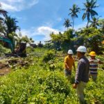 Atasi Banjir Akibat Curah Hujan Tinggi, PT Pasangkayu dan PT Mamuang serta PT Letawa Kerahkan Alat Berat Bersihkan Parit