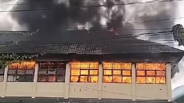 Gedung SMPN 1 Masamba, Kabupaten Luwu Utara Sulawesi Selatan, Terbakar