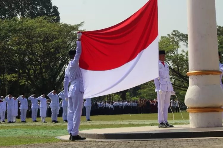 Upacara Memperingati Hari Proklamasi Kemerdekaan RI. 17 Agustus 1945 Ke -79, Kab. Luwu Utara Berlangsung Khidmat.