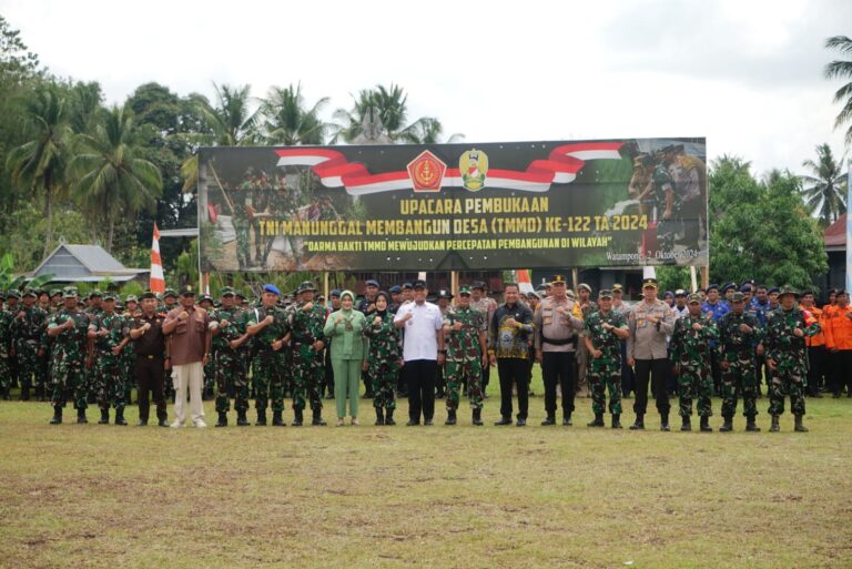 Upacara Pembukaan TNI Manunggal Membangun Desa (TMMD) Ke-122 TA 2024