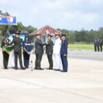 Danrem 143/HO/Pimpin Upacara Puncak Peringatan HUT TNI Ke-79 Di Prov.Sultra*