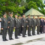 *Peringati Hari Pahlawan Nasional, Danrem 143/HO Pimpin Ziarah di TMP Watubangga*