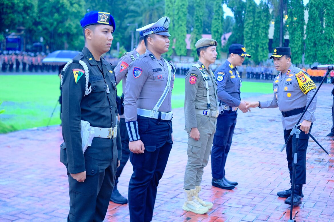 Apel Gelar Pasukan Dipimpin Kapolda Sulsel Yudhiawan